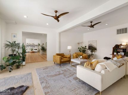 15555 Pyramid Way, Reno, NV 89510 Photo