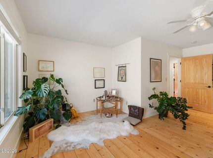 15555 Pyramid Way, Reno, NV 89510 Photo