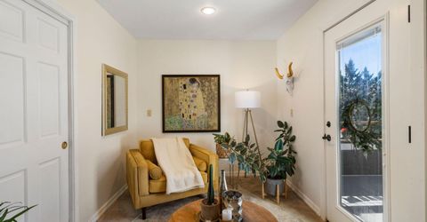 15555 Pyramid Way, Reno, NV 89510 Photo
