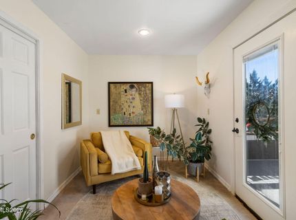 15555 Pyramid Way, Reno, NV 89510 Photo