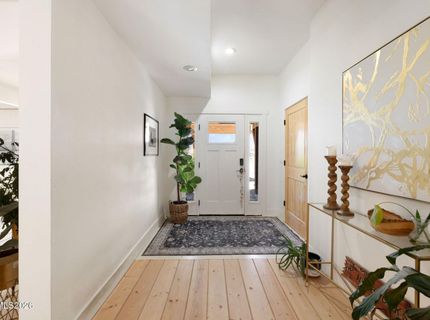 15555 Pyramid Way, Reno, NV 89510 Photo