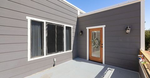 15555 Pyramid Way, Reno, NV 89510 Photo