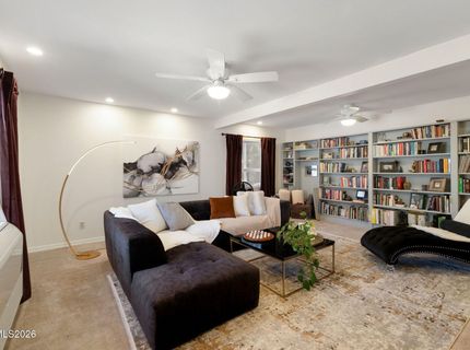 15555 Pyramid Way, Reno, NV 89510 Photo