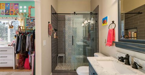 15555 Pyramid Way, Reno, NV 89510 Photo