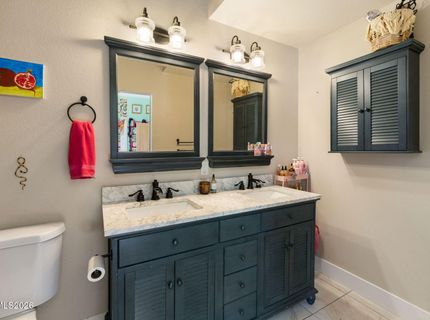 15555 Pyramid Way, Reno, NV 89510 Photo