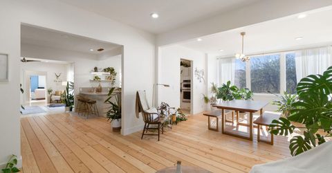 15555 Pyramid Way, Reno, NV 89510 Photo