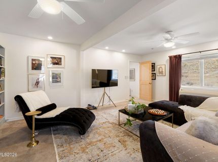 15555 Pyramid Way, Reno, NV 89510 Photo