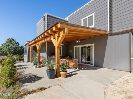 15555 Pyramid Way, Reno, NV 89510 Photo