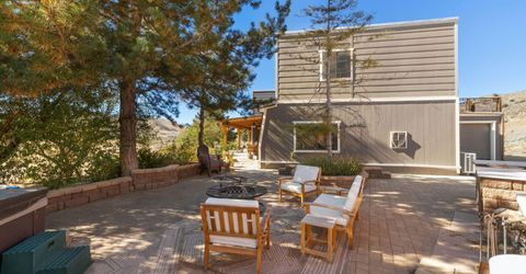 15555 Pyramid Way, Reno, NV 89510 Photo