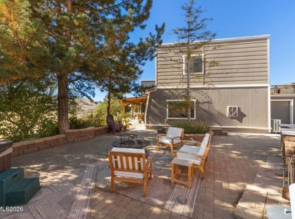 15555 Pyramid Way, Reno, NV 89510 Photo