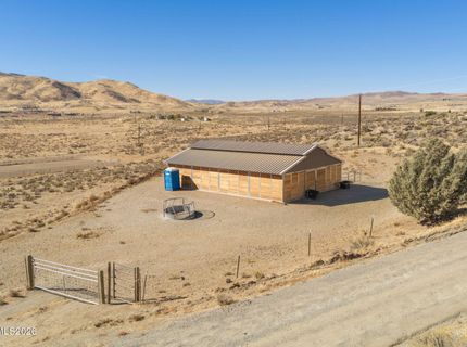 15555 Pyramid Way, Reno, NV 89510 Photo