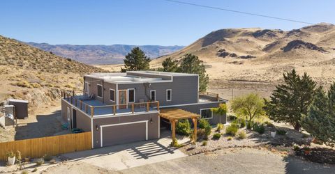 15555 Pyramid Way, Reno, NV 89510 Photo