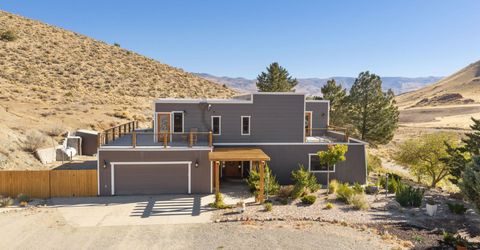 15555 Pyramid Way, Reno, NV 89510 Photo