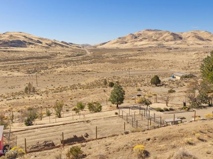 15555 Pyramid Way, Reno, NV 89510 Photo
