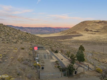 15555 Pyramid Way, Reno, NV 89510 Photo