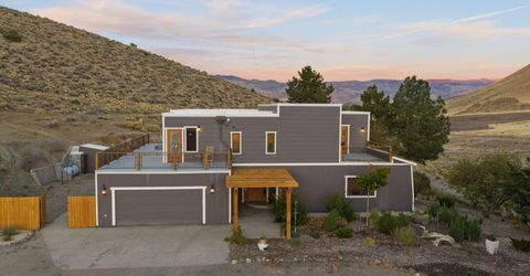 15555 Pyramid Way, Reno, NV 89510 Photo