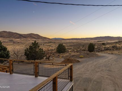 15555 Pyramid Way, Reno, NV 89510 Photo