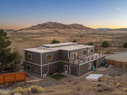 15555 Pyramid Way, Reno, NV 89510 Photo