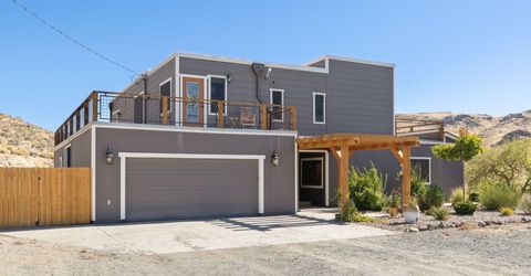 15555 Pyramid Way, Reno, NV 89510 Photo