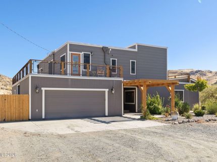 15555 Pyramid Way, Reno, NV 89510 Photo