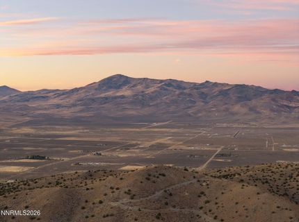 15555 Pyramid Way, Reno, NV 89510 Photo