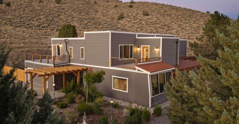15555 Pyramid Way, Reno, NV 89510 Photo