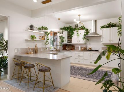 15555 Pyramid Way, Reno, NV 89510 Photo