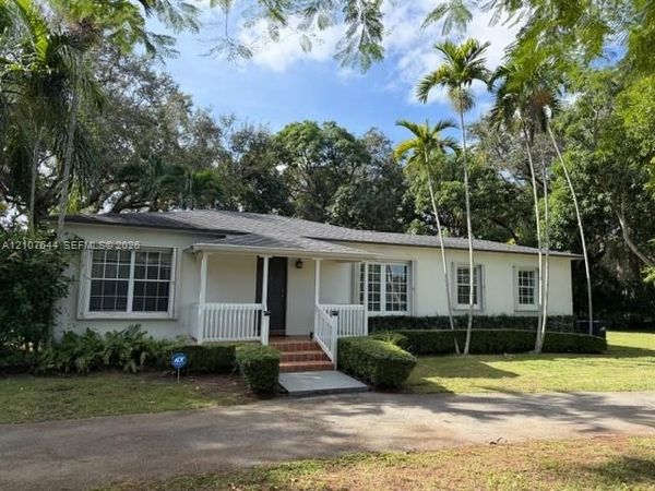 7550 SW 67th Ave , South Miami, FL 33143