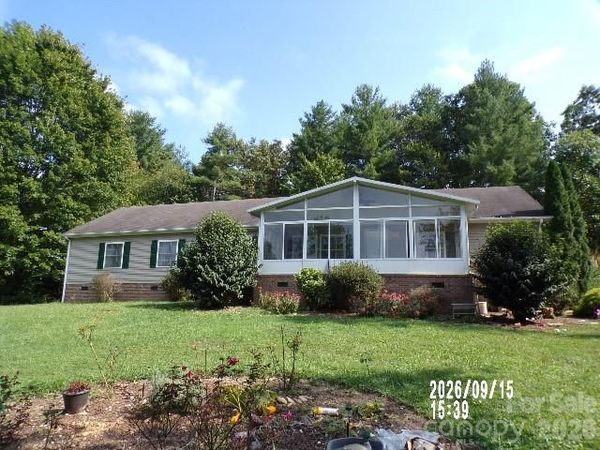 221 Jubilation Drive , Hendersonville, NC 28791