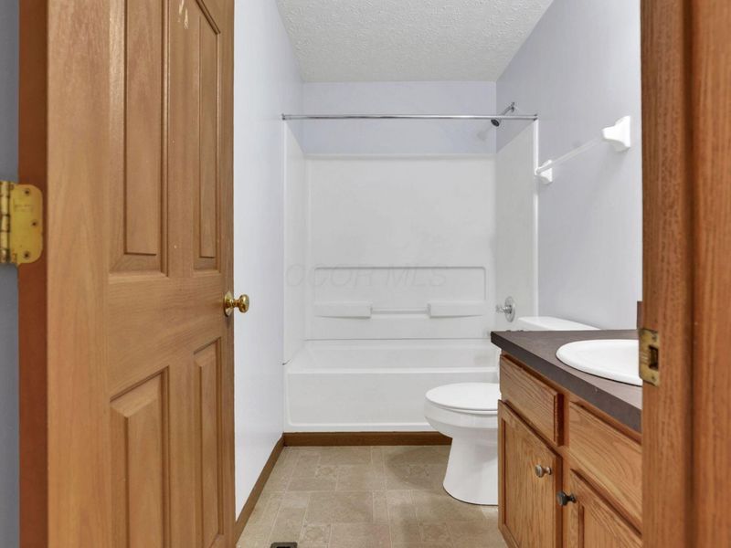 9060 Ridgeline Drive, Reynoldsburg, OH 43068 Photo 32
