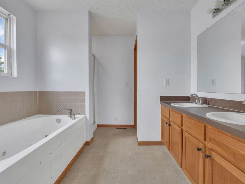9060 Ridgeline Drive, Reynoldsburg, OH 43068 Photo 39