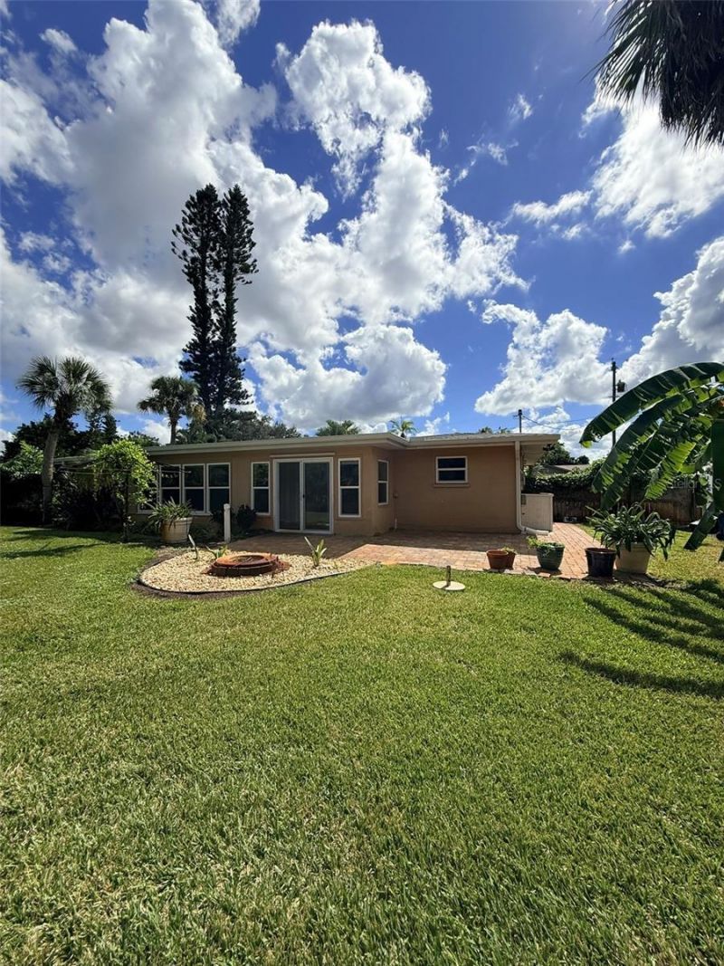 1729 Laramie Street , Sarasota, FL 34231 Photo