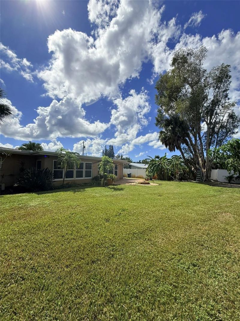 1729 Laramie Street , Sarasota, FL 34231 Photo