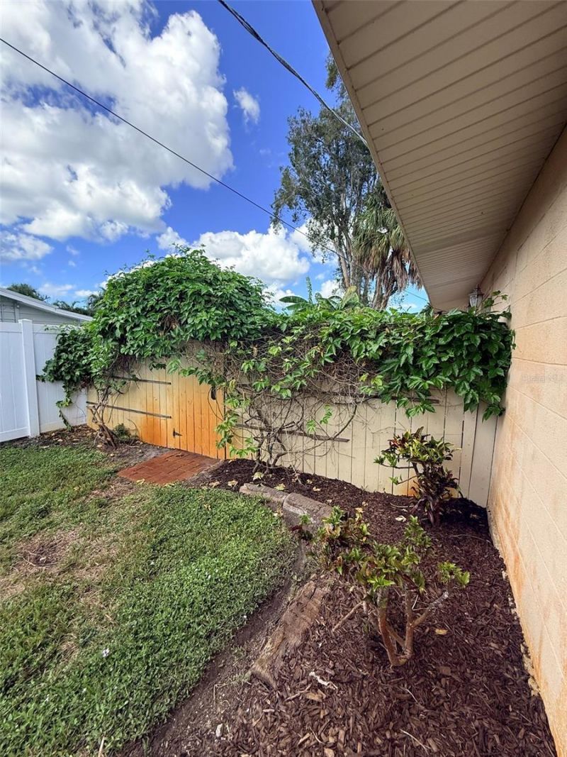 1729 Laramie Street , Sarasota, FL 34231 Photo