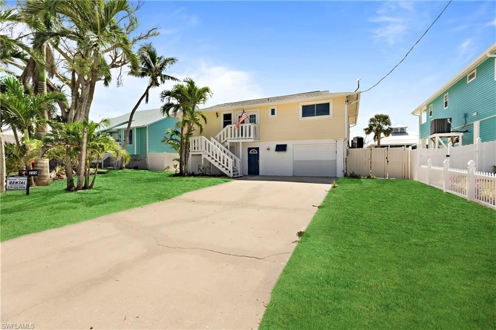 220 Curlew St , Fort Myers Beach, FL 33931 Photo