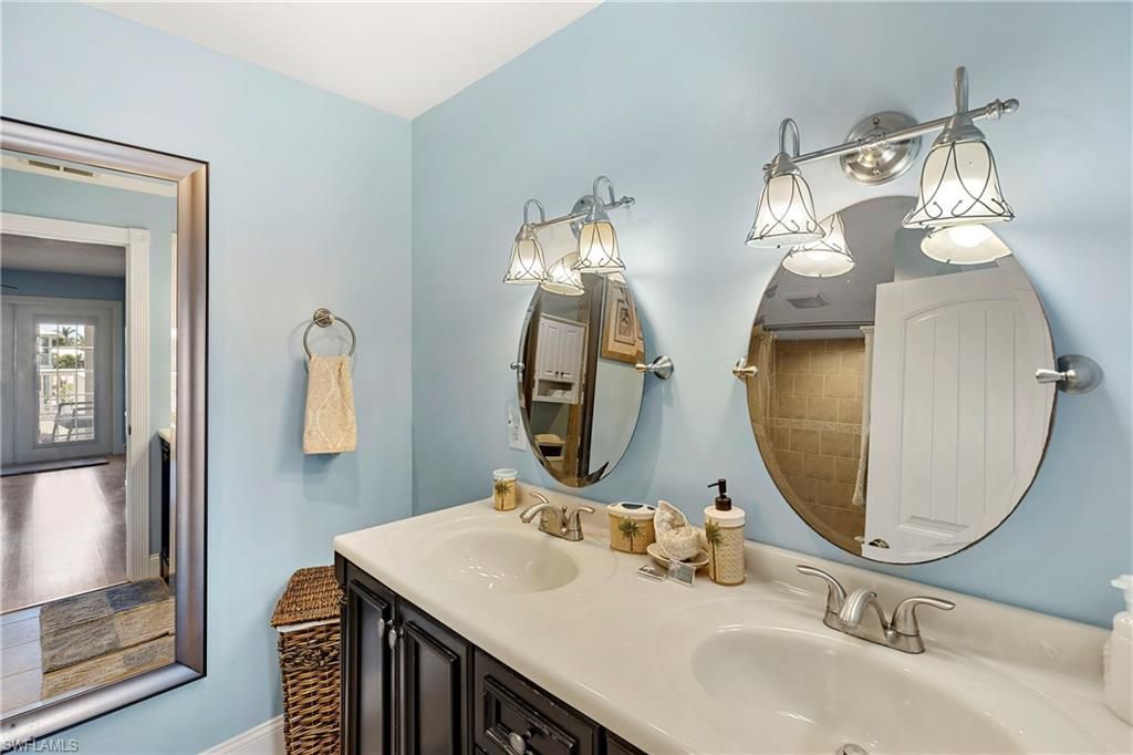 220 Curlew St , Fort Myers Beach, FL 33931 Photo