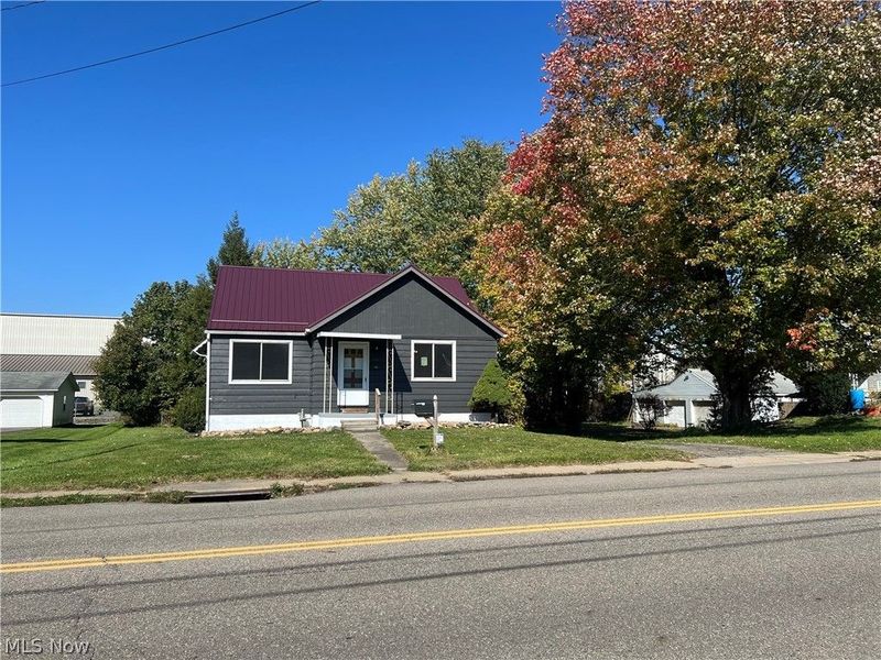 554 E Taggart Street, East Palestine, OH 44413 Photo 1