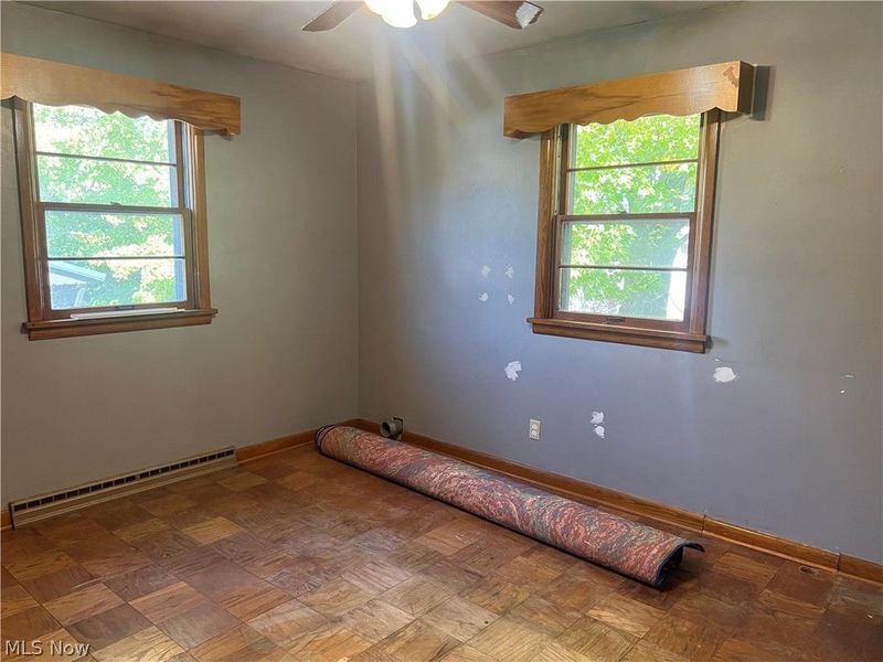 554 E Taggart Street, East Palestine, OH 44413 Photo 13