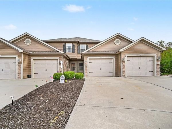 11684 N Ewing Avenue, Kansas City, MO 64156