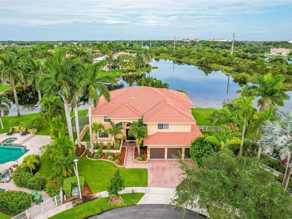 1333 SW 175th Way, Unit 1333, Pembroke Pines, FL 33029