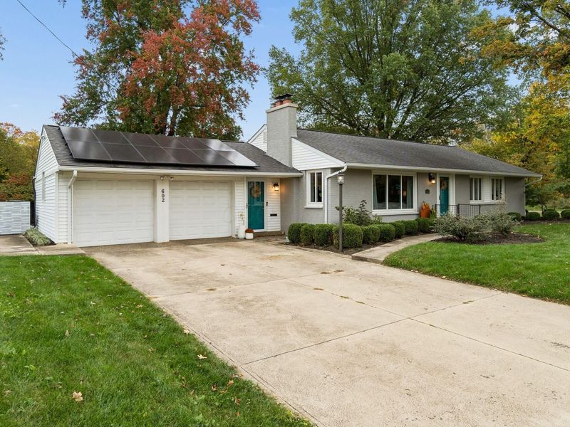 602 E Cooke Road, Columbus, OH 43214 Photo 2