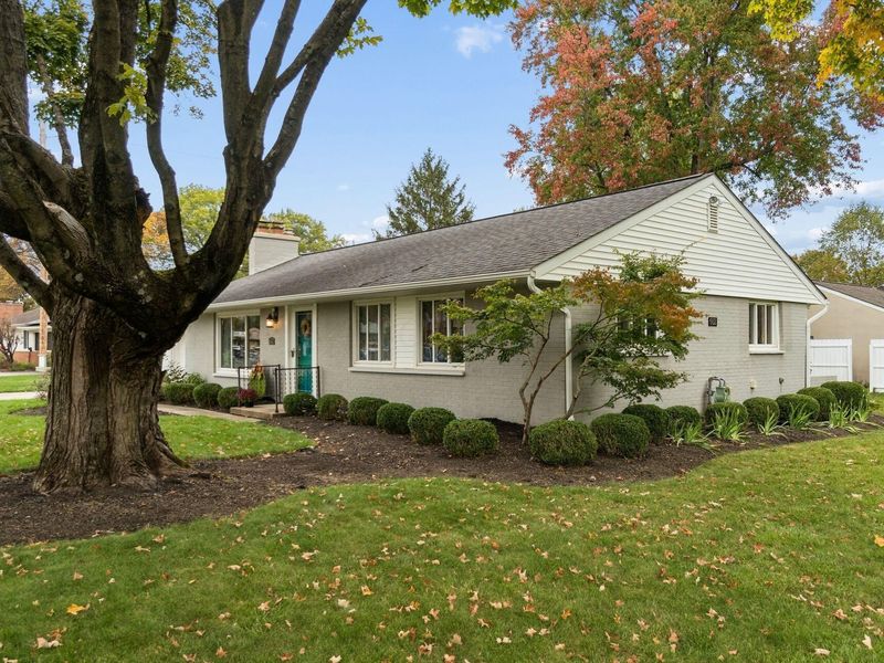 602 E Cooke Road, Columbus, OH 43214 Photo 3