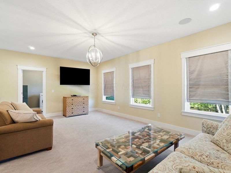 5675 Evans Farm Drive, Lewis Center, OH 43035 Photo 56