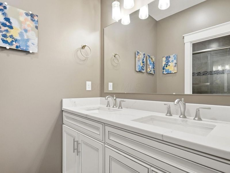 5675 Evans Farm Drive, Lewis Center, OH 43035 Photo 68