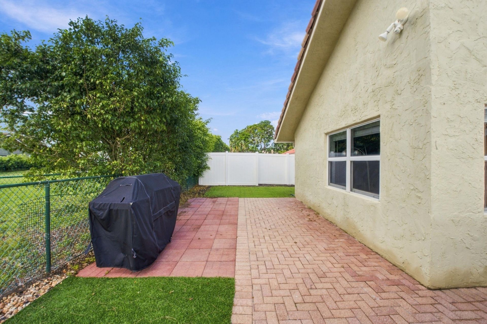 8928 Escondido Way E, Boca Raton, FL 33433 Photo