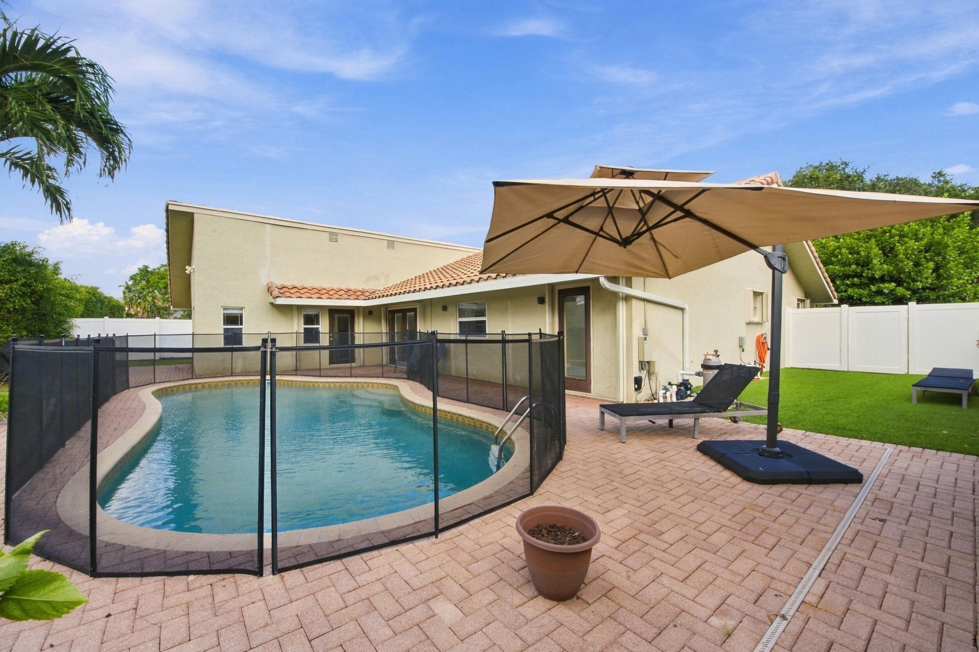 8928 Escondido Way E, Boca Raton, FL 33433 Photo