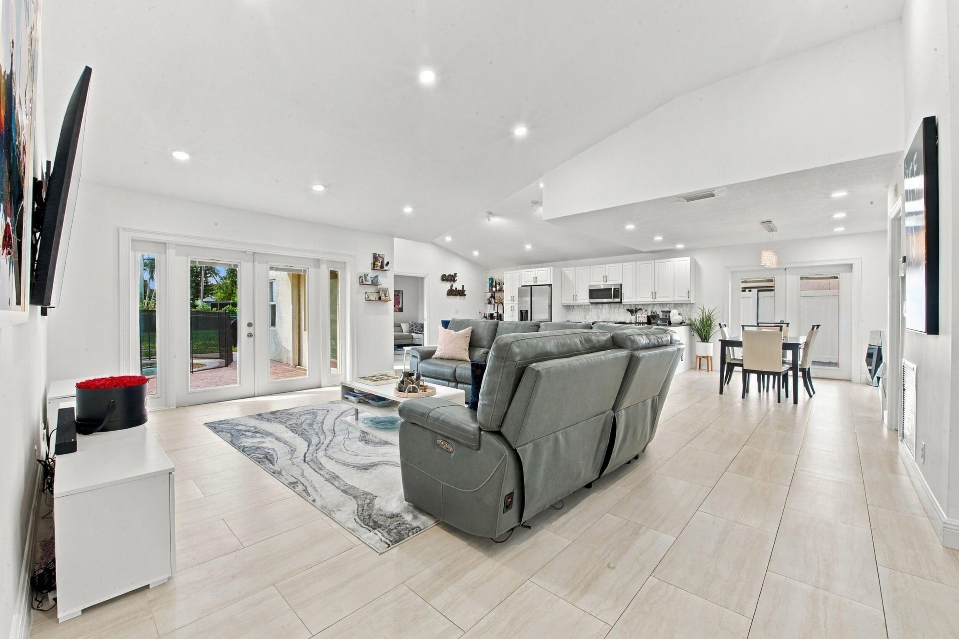 8928 Escondido Way E, Boca Raton, FL 33433 Photo
