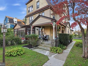 402 W MOUNT CARMEL AVENUE , GLENSIDE, PA 19038