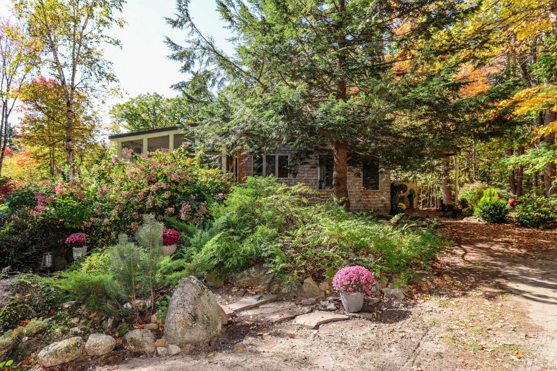 109 Duck Pond Lane, Warner, NH 03278 Main Photo