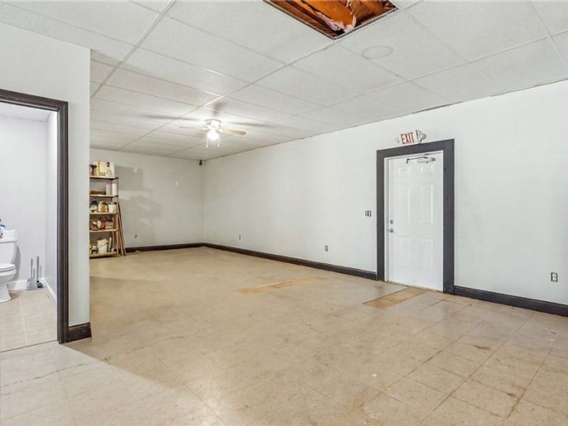 2006 Youngstown Road SE, Warren, OH 44484 Photo 17